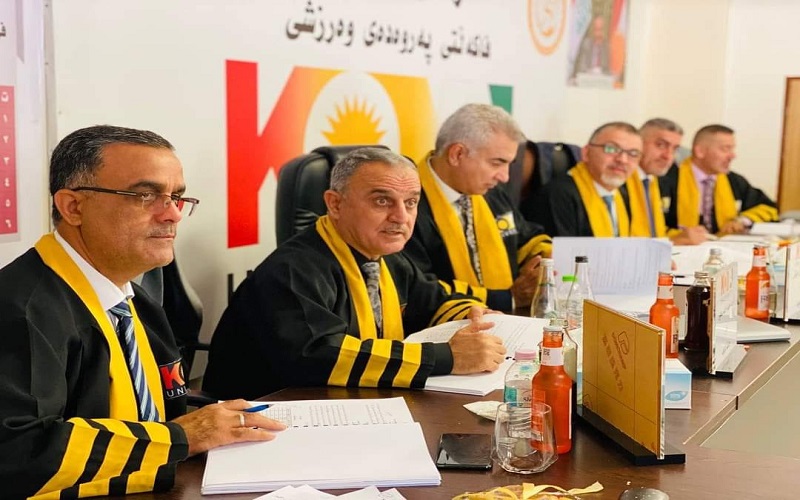 عميد كلية التربية البدنية وعلوم الرياضة يشارك في عضوية لجنة مناقشة اطروحة  دكتوراه 