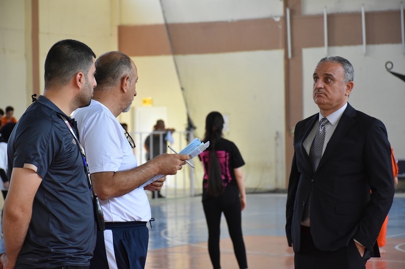 كلية التربية البدنية وعلوم الرياضة تباشر بإجراء الاختبارات  الطبية والمهارية والبدنية للطلبة المتقدمين للقبول المباشر السنة الدراسية ( 2023/2024 )