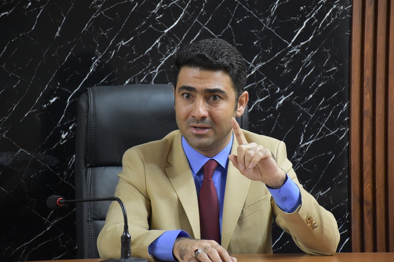 The College of Physical Education and Sports Sciences holds a qualitative lecture on professionalism and sports marketing