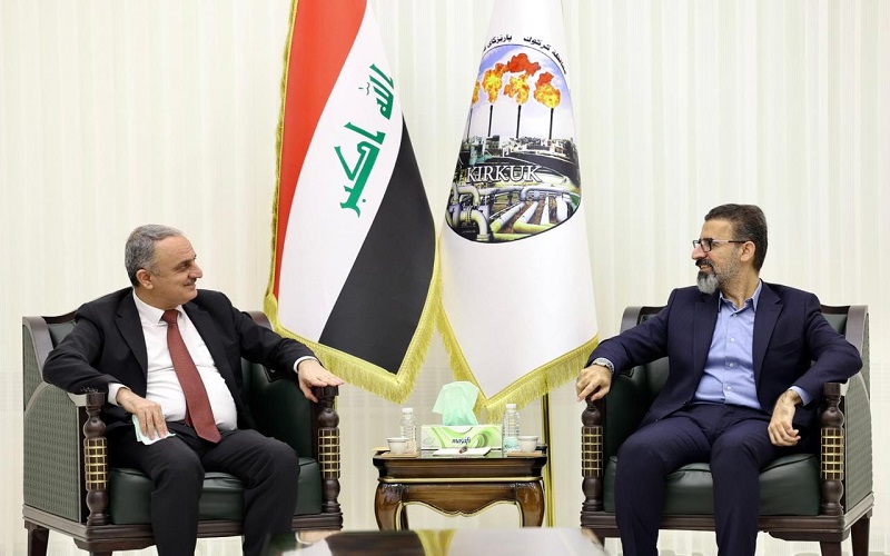 عميد كلية التربية البدنية وعلوم الرياضة يزور محافظ كركوك السيد ريبوار طه مصطفى