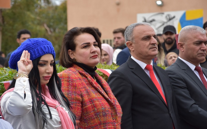 بمناسبة احرازها المركز الاول ...