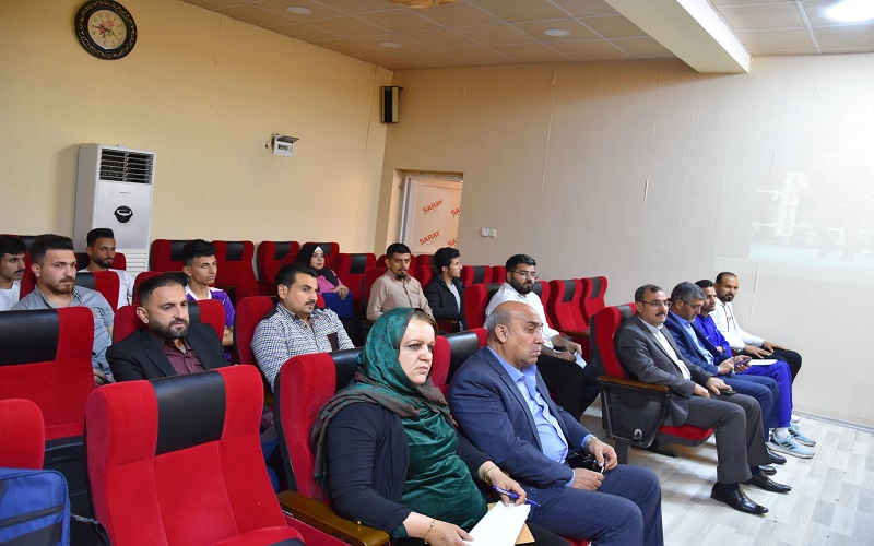 كلية التربية البدنية وعلوم الرياضة تنظم محاضرة نوعية عن القانون الدولي لرياضة الملاكمة 