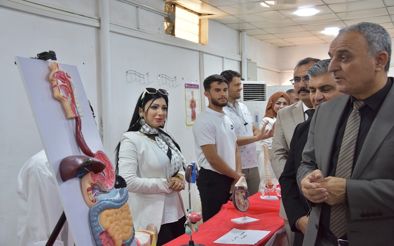 كلية التربية البدنية وعلوم الرياضة تفتتح معرضها العلمي الاول للتطبيقات العلمية لفسيولوجيا التدريب الرياضي وتأهيل الاصابات البدنية 