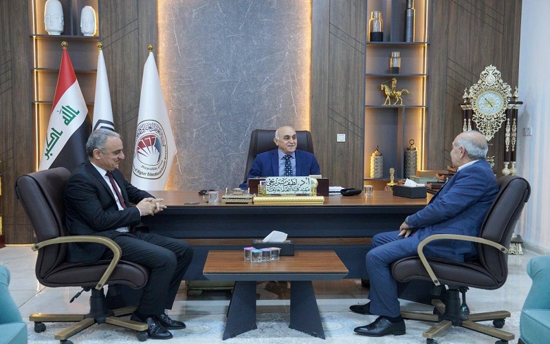 عميد كلية التربية البدنية وعلوم الرياضة يختتم مباحثاته مع عميد كلية القلم الجامعة وينهي الامتحانات المشتركة بين الكليتين