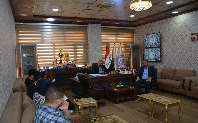 عميد كلية علوم ...