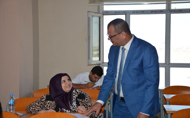 مساعد رئيس الجامعة ...