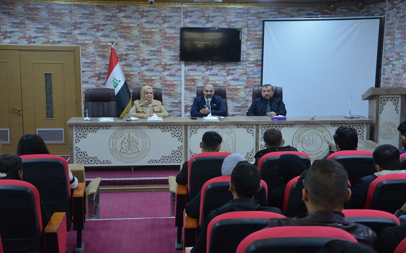 عميد كلية علوم الحاسوب وتكنولوجيا المعلومات يرحب بطلبة المرحلة الأولى