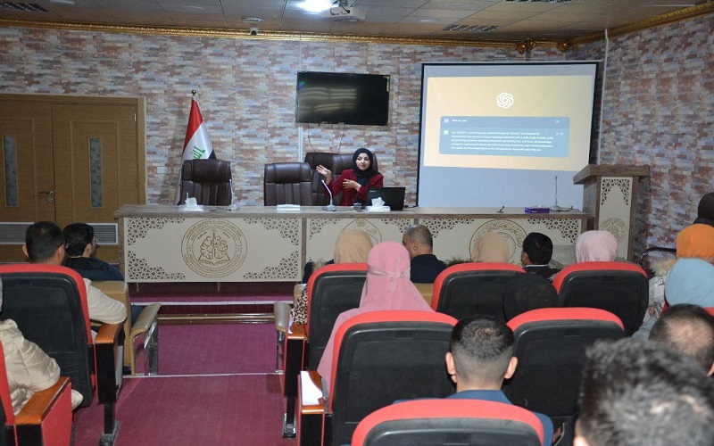 كلية علوم الحاسوب وتكنولوجيا المعلومات تنظم محاضرة عامة عن  الذكاء الاصطناعي  تطبيقGPT 