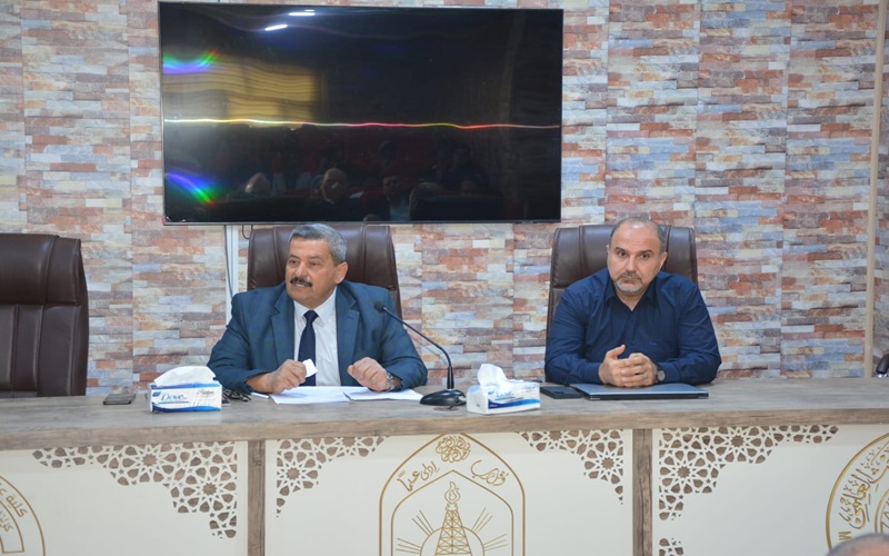 كلية علوم الحاسوب وتكنولوجيا المعلومات تنظم ندوة علمية حول الاستثمار في الكون والانسان