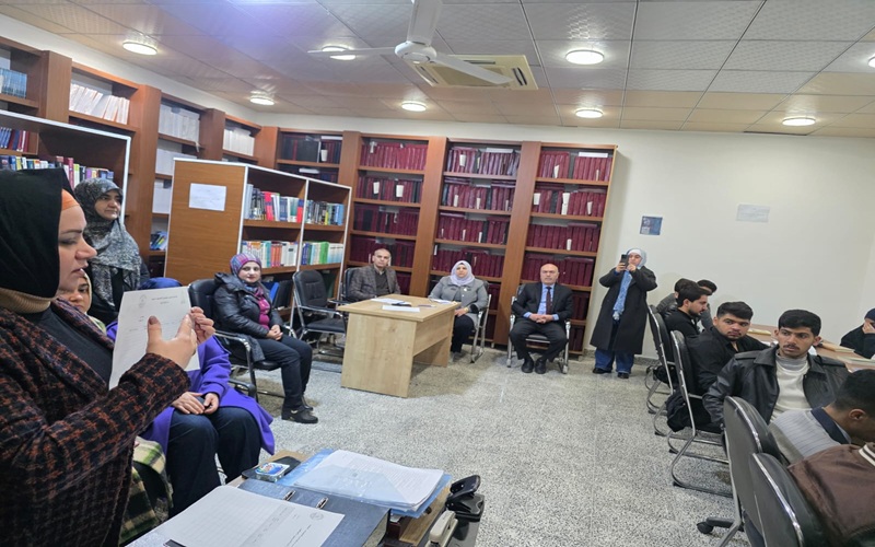 كلية علوم الحاسوب وتكنولوجيا المعلومات تنظم ورشة عمل حول مفاتيح المعرفة في مكتبة الكلية