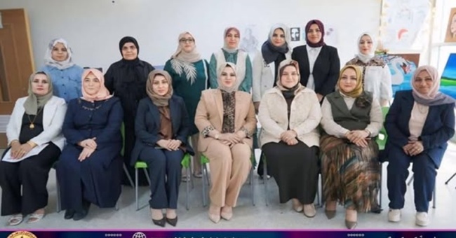 عميد كلية الطب البيطري تشارك في معرض الاعمال اليدوية لطالبات الاقسام الداخلية 