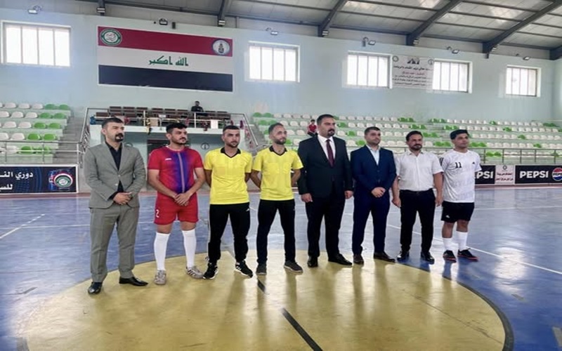  طلبة كلية الطب البيطري يشاركون في بطولة لكرة القدم للصالات .