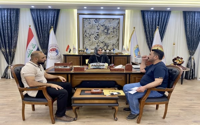 The Dean of the College of Veterinary Medicine receives the Central Committee for the Removal of Flammable Materials.