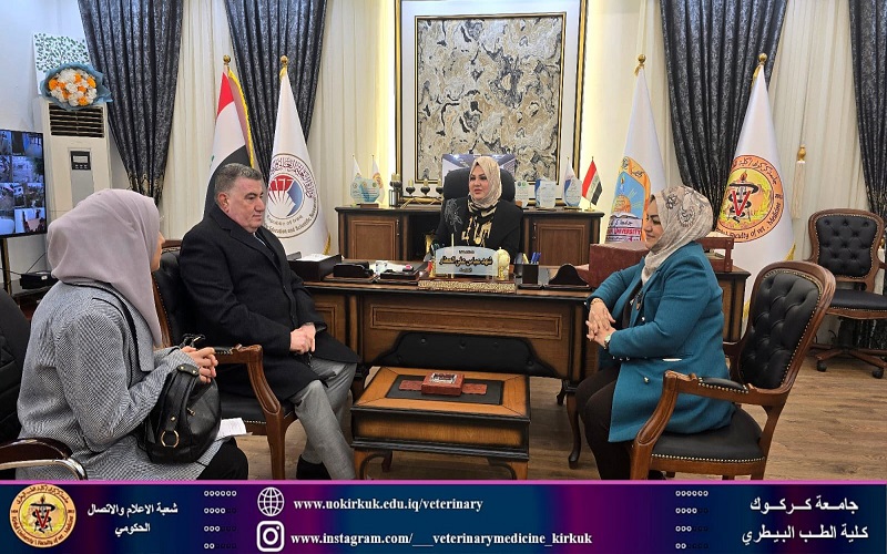 اللجنة المركزية لتقييم أداء شعب الارشاد النفسي الجامعي تزور الكلية 